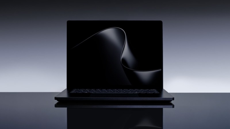 128 Go de RAM et puce Nvidia : voici la réponse de Microsoft à Apple avec le Surface Laptop Ultra