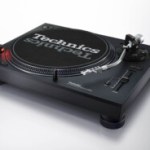 La platine vinyle culte de retour : Technics dévoile la SL-1210MKX ultime