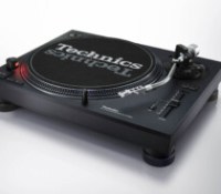 Technics SL-1210MKX // Source : Technics