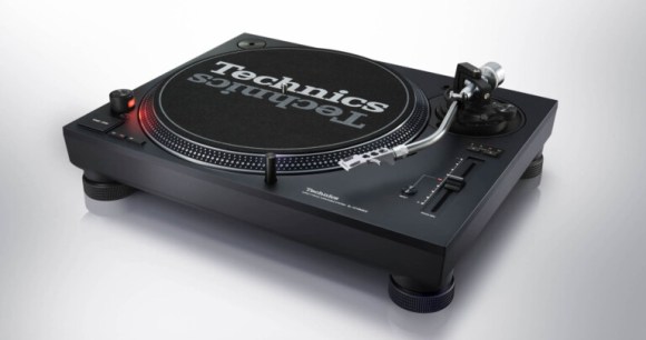 Technics SL-1210MKX // Source : Technics