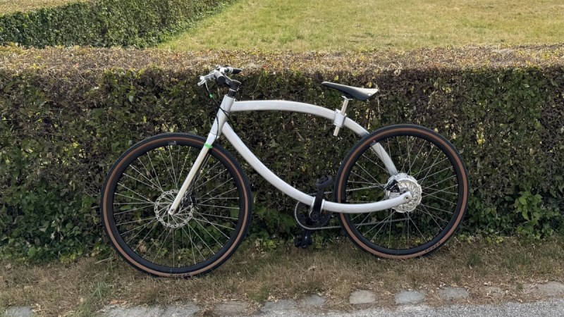 Sans tube de selle ni soudures : cet étonnant vélo électrique casse tous les codes