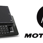La courte apparition du second smartphone Motorola toujours « sans-nom » et du HTC Desire La courte apparition du second smartphone Motorola toujours « sans-nom » et du HTC Desire