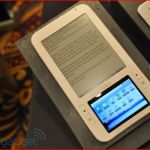 Première vidéo du eReader de Spring Design Première vidéo du eReader de Spring Design