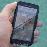 Le Motorola Defy testé dans une piscine ! Le Motorola Defy testé dans une piscine !