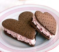 martha-stewart-ice-cream-sandwich-recipe-10-9-2006