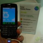 CES 2012 : Samsung SPH-M580, un smartphone écologique qui se recharge à l&rsquo;énergie solaire