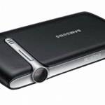 Samsung Mobile Beam Projector : un pico-projecteur pour vos Galaxy Samsung Mobile Beam Projector : un pico-projecteur pour vos Galaxy