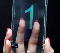 Taiwan firm unveils prototype of transparent cellphone