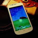 ZTE N909, un autre mobile Quad-Core de 4,5 pouces à 159 dollars