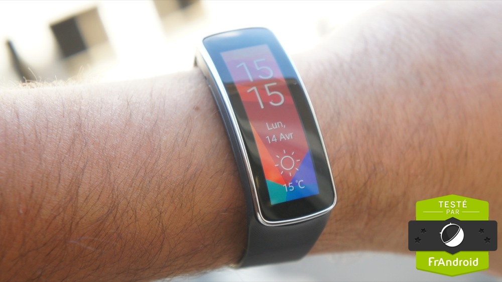 c_Samsung Gear Fit – FrAndroid – DSC09858 c_Samsung Gear Fit – FrAndroid – DSC09858