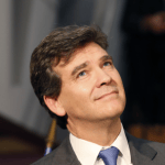 Arnaud Montebourg plaide (encore) pour un retour à trois opérateurs téléphoniques Arnaud Montebourg plaide (encore) pour un retour à trois opérateurs téléphoniques