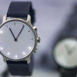 névo solar : une montre connectée avec un panneau solaire intégré névo solar : une montre connectée avec un panneau solaire intégré