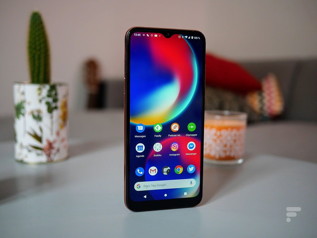 Le Wiko View4 // Source : Frandroid Le Wiko View4 // Source : Frandroid
