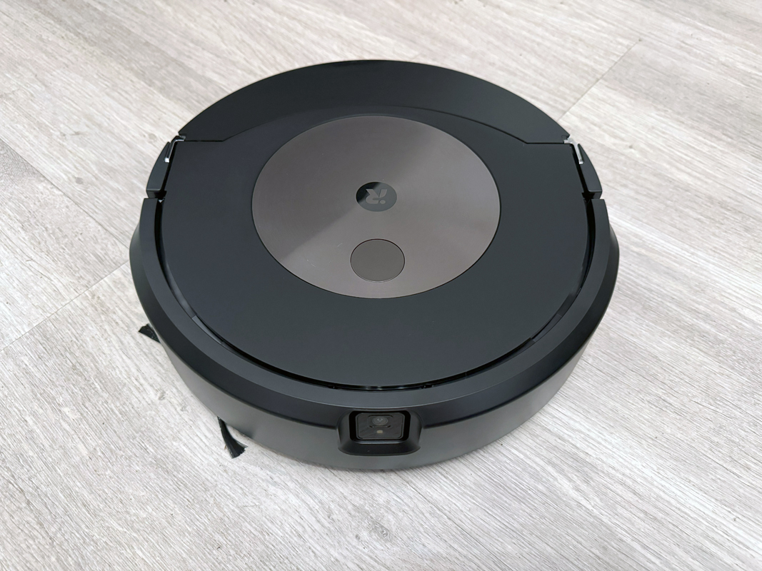 iRobot Roomba J9+ 02 iRobot Roomba J9+ 02