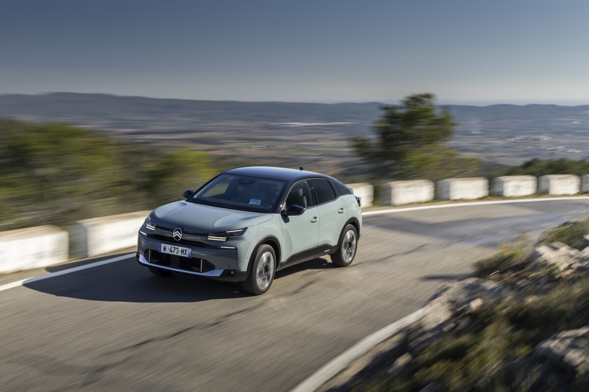 On a essayé la Citroën ë-C4 électrique : pourquoi elle ne plaira pas aux amateurs de voitures électriques