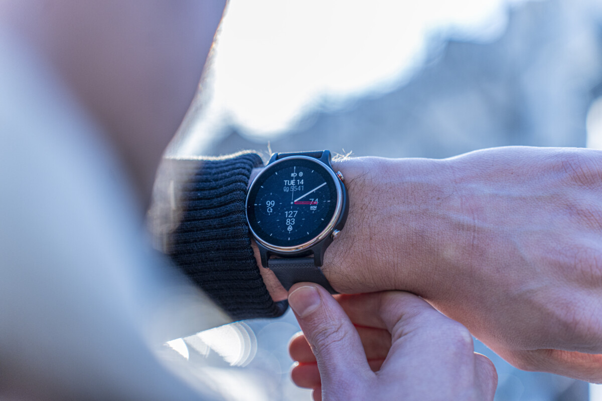 Test de l’Asus VivoWatch 6 : une montre connectée aux fortes ambitions de santé
