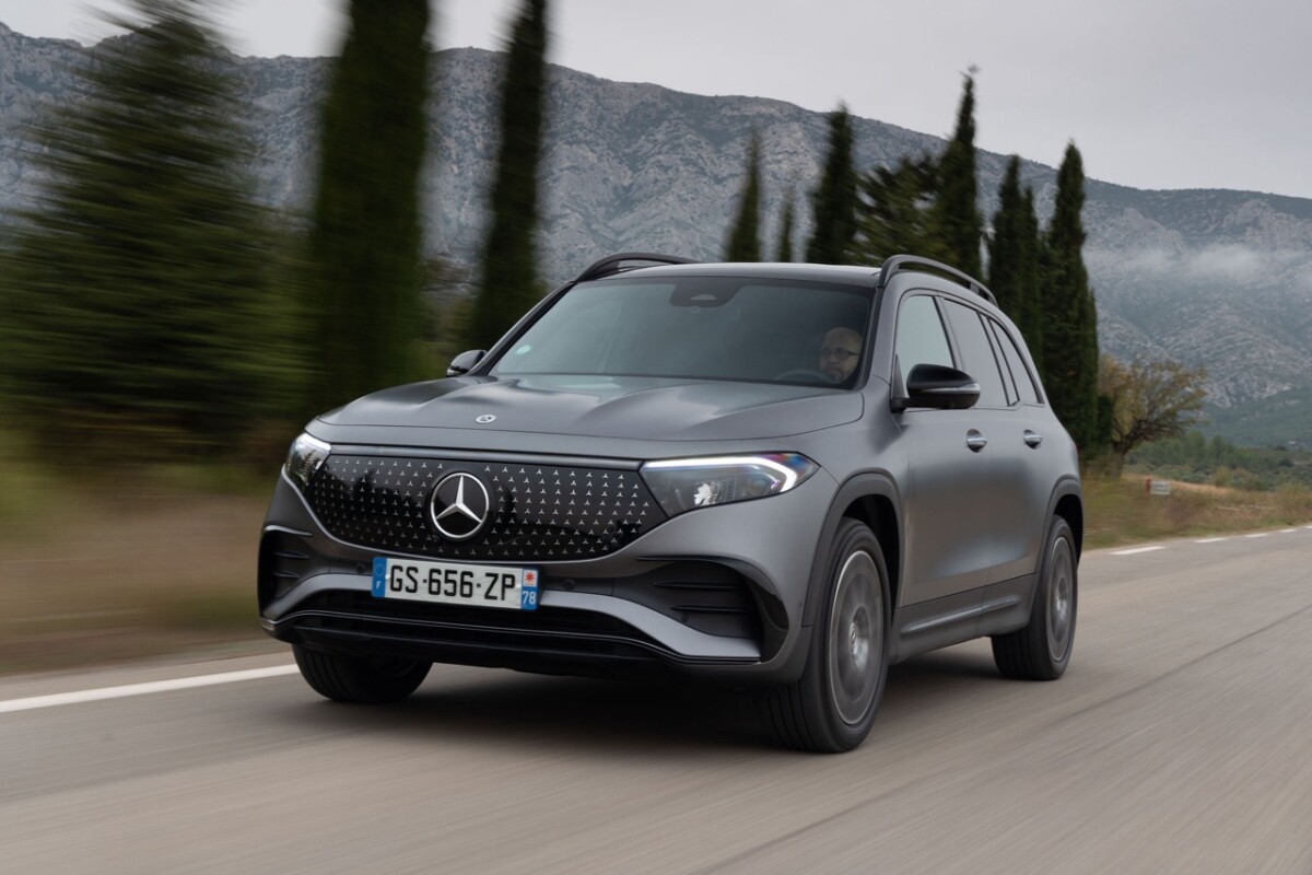 On a essayé le Mercedes EQB restylé : le SUV électrique 7 places le moins cher du marché